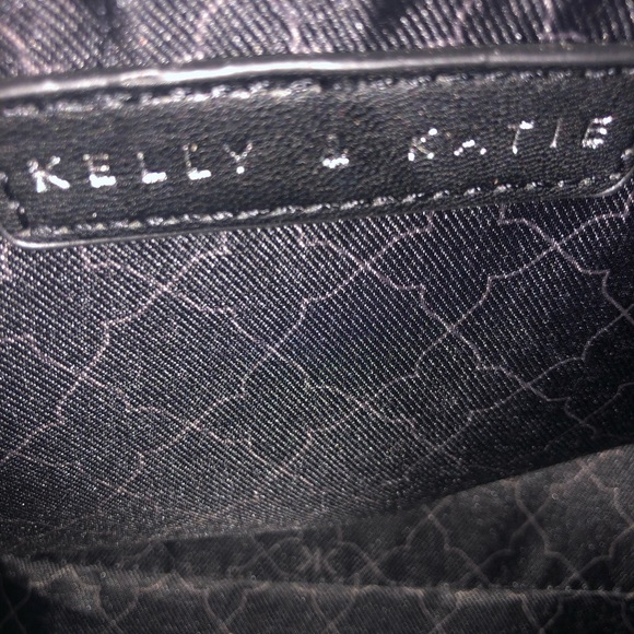 Handbag - Picture 4 of 9